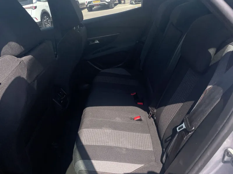 Peugeot 3008 2nd hand, 2021, private hand