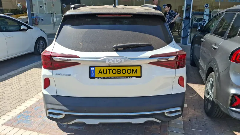 Kia Seltos 2nd hand, 2022, private hand