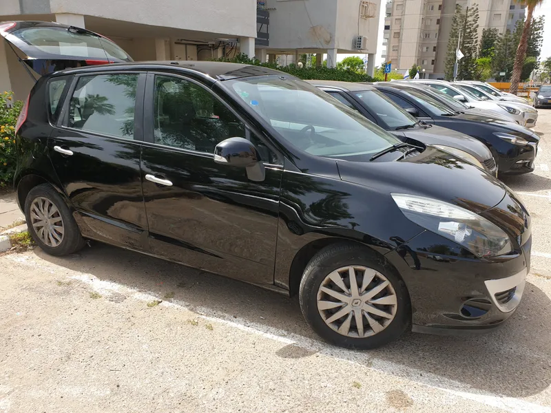 Renault Scenic 2nd hand, 2012, private hand