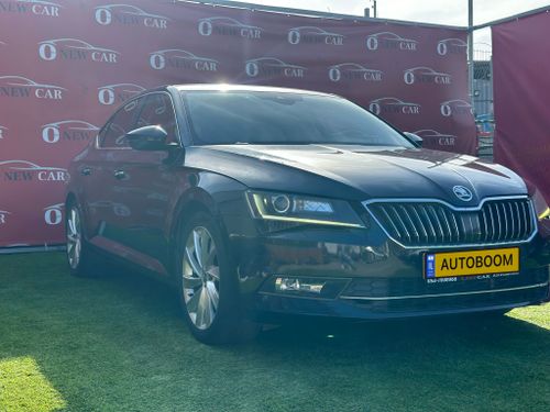 Skoda Superb, 2018, фото