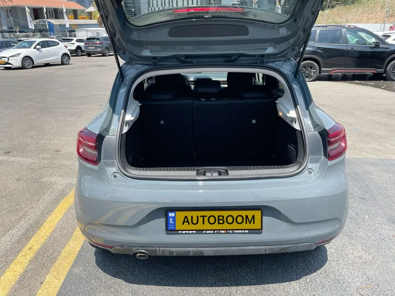 Renault Clio 2nd hand, 2021, private hand