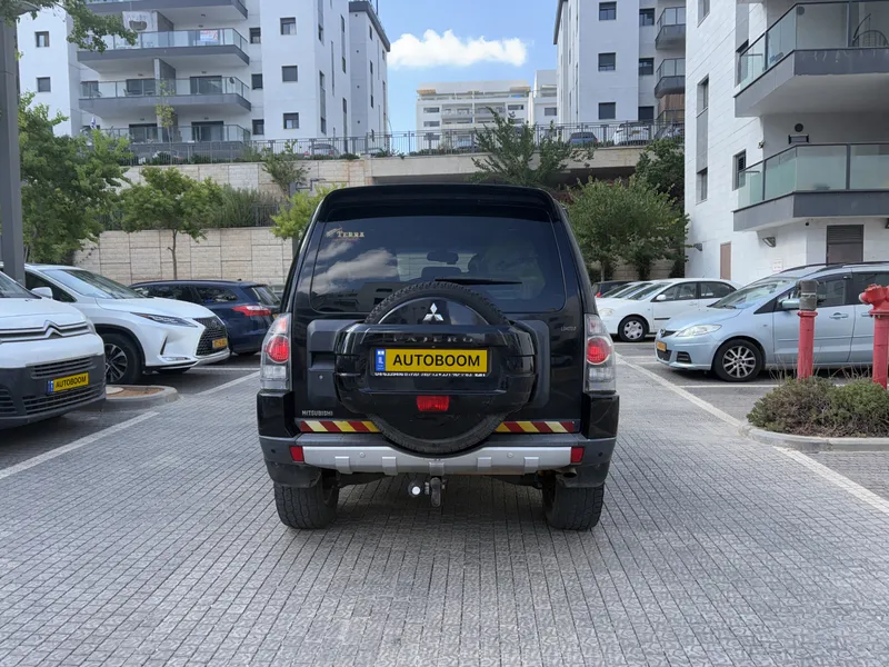 Mitsubishi Pajero 2ème main, 2008, main privée