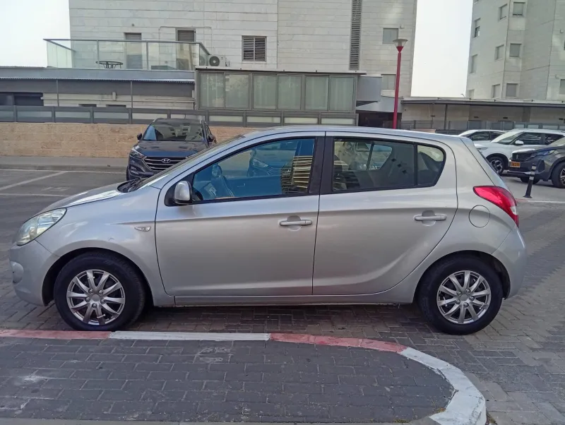 Hyundai i20 с пробегом, 2011, частная рука