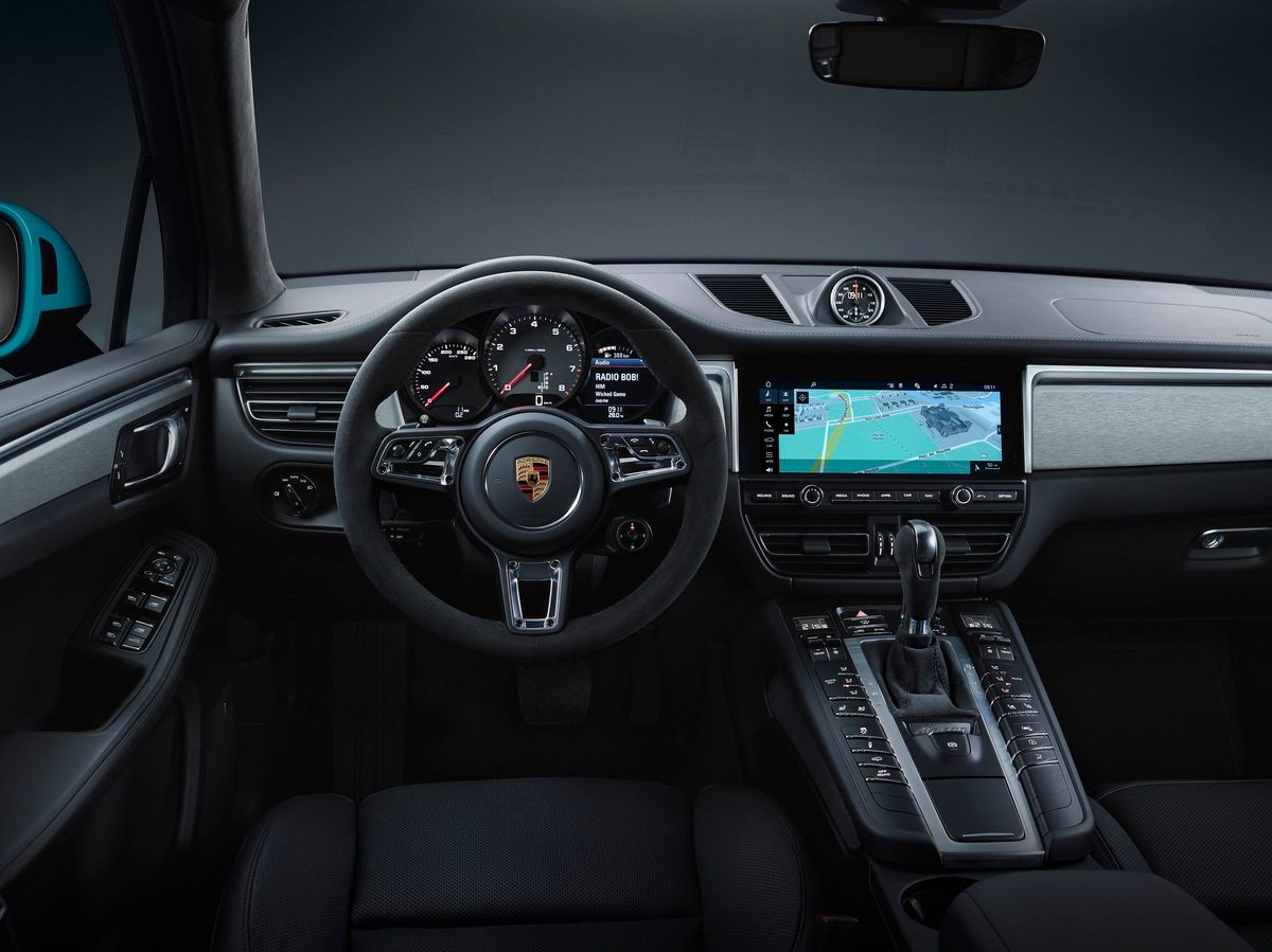 Porsche Macan 2018. Tableau de bord. VUS 5-portes, 1 génération, restyling