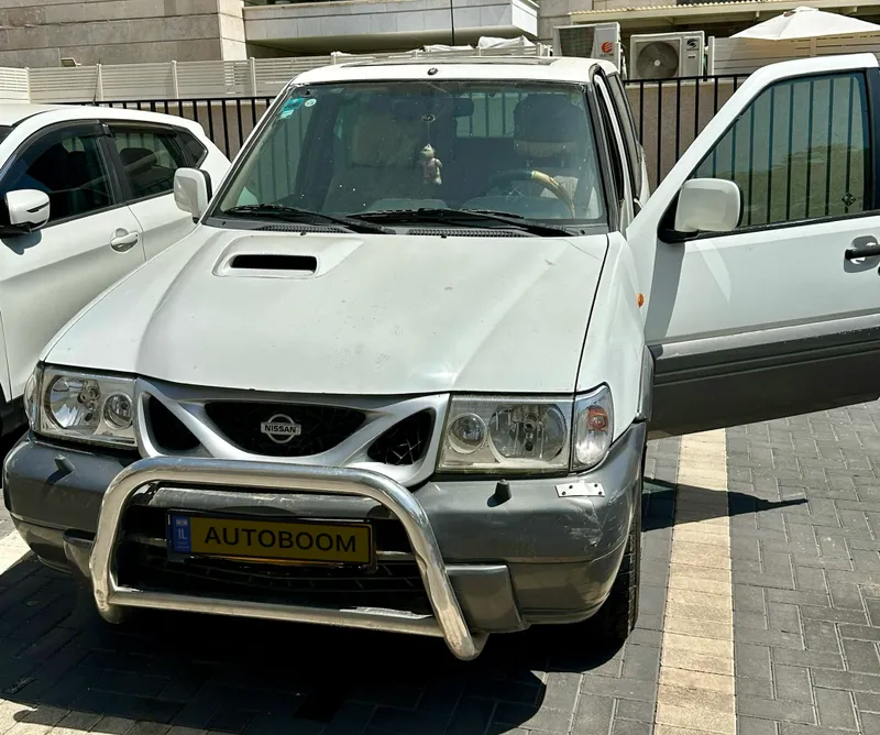 ניסאן טראנו יד 2 רכב, 2003, פרטי