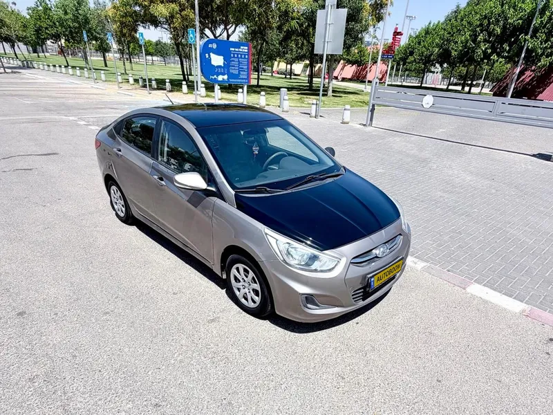 יונדאי i25 יד 2 רכב, 2014