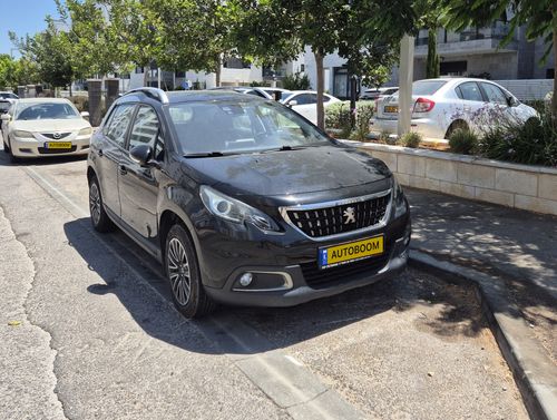 Peugeot 2008, 2020, фото