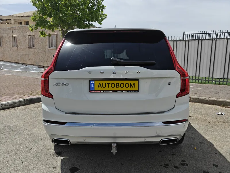 וולוו XC90 יד 2 רכב, 2021, פרטי