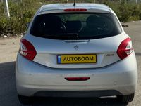 Peugeot 208 2ème main, 2014