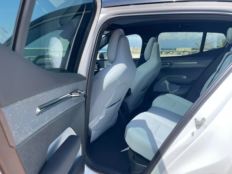 Volvo EX30 с пробегом, 2025, частная рука