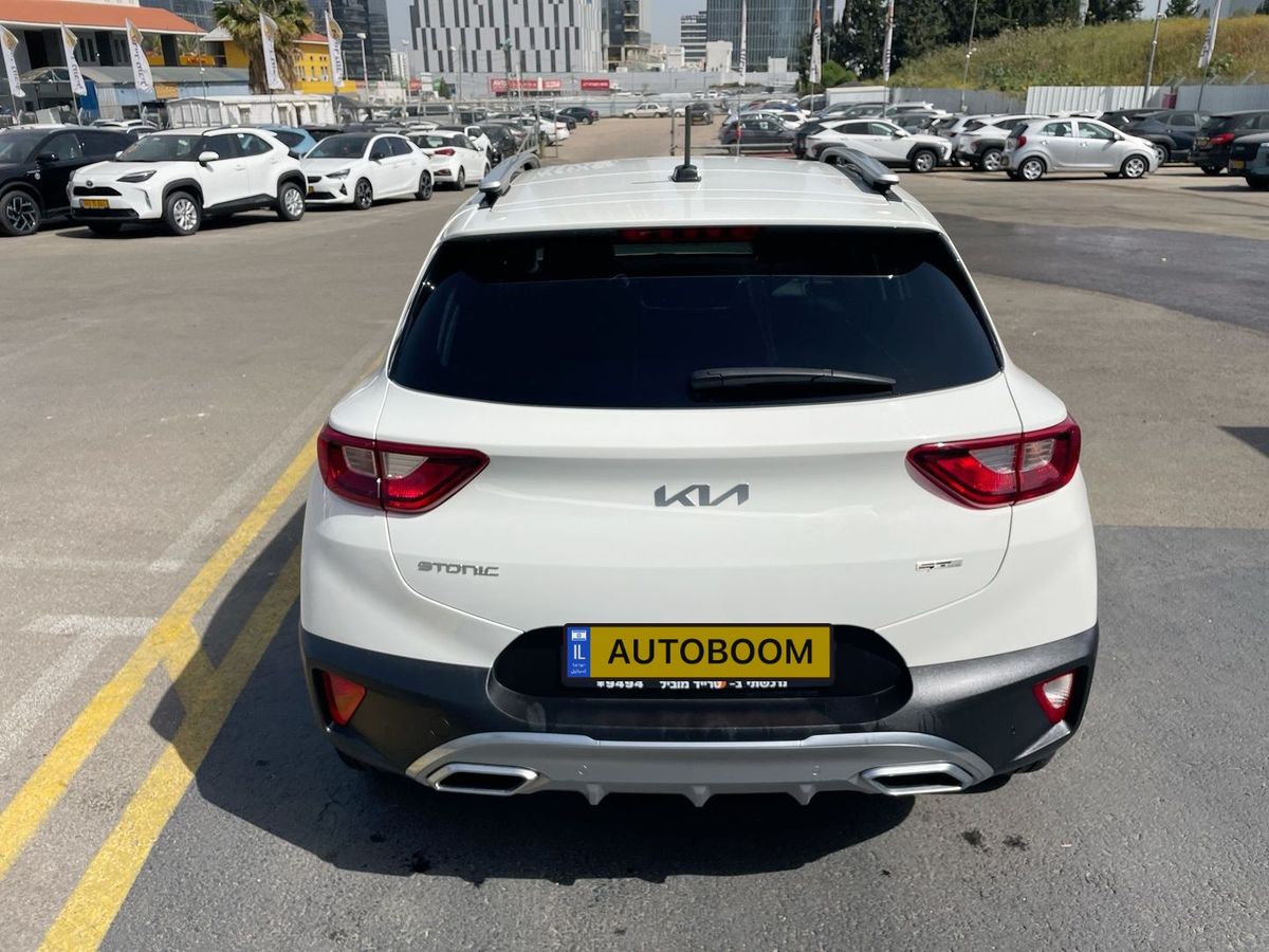 Kia Stonic 2nd hand, 2024