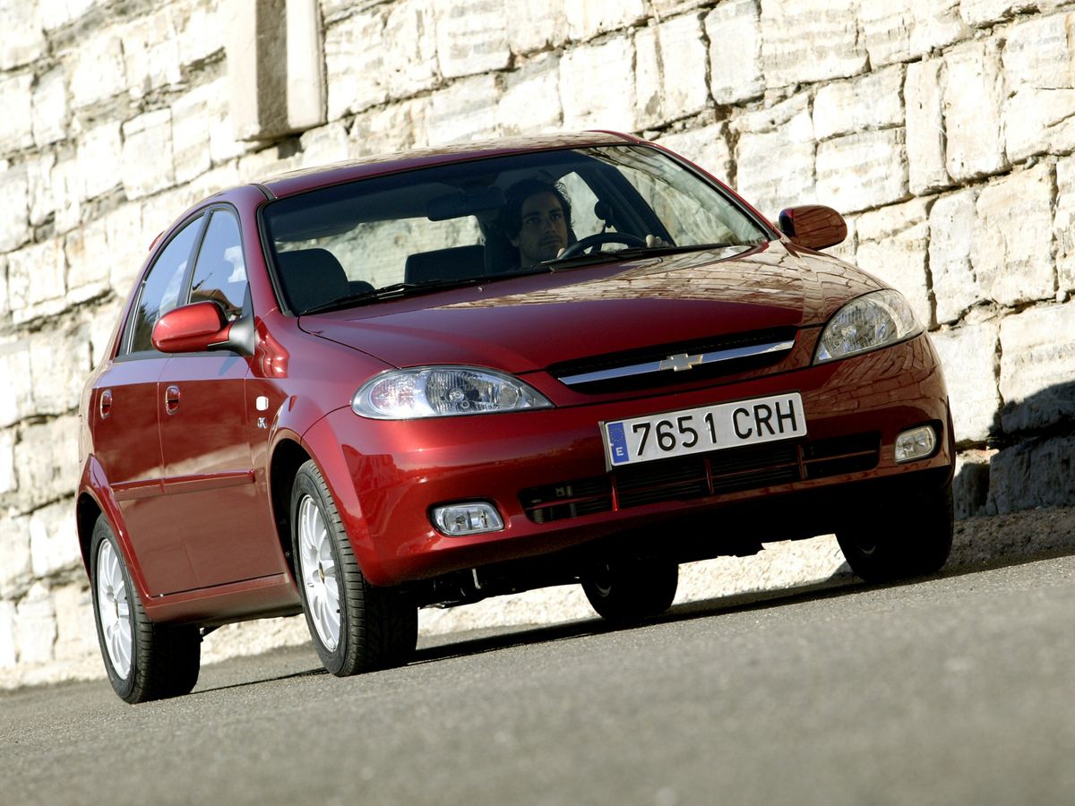 שברולט לאצ'טי ‏2004. מרכב, צורה. האצ'בק 5 דלתות, 1 דור