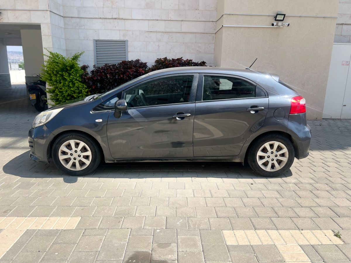 Kia Rio 2ème main, 2015