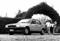 אלפא רומיאו 33 ‏1986. מרכב, צורה. סטיישן 5 דלתות, 1 דור, שדרוג