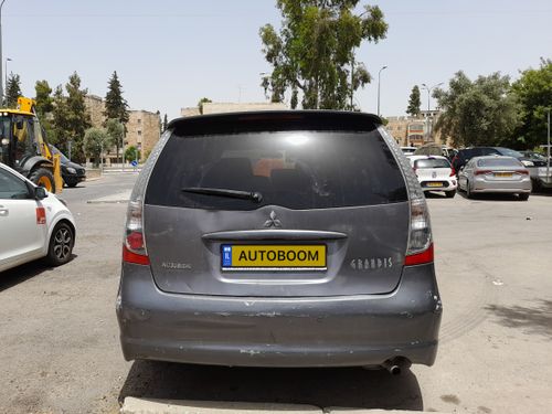 מיצובישי גרנדיס יד 2 רכב, 2008, פרטי