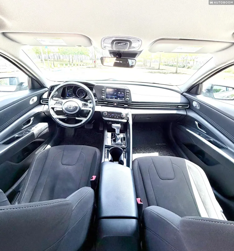 Hyundai Elantra 2ème main, 2022