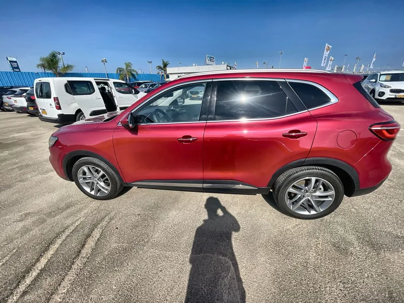 MG EHS 2ème main, 2021, main privée