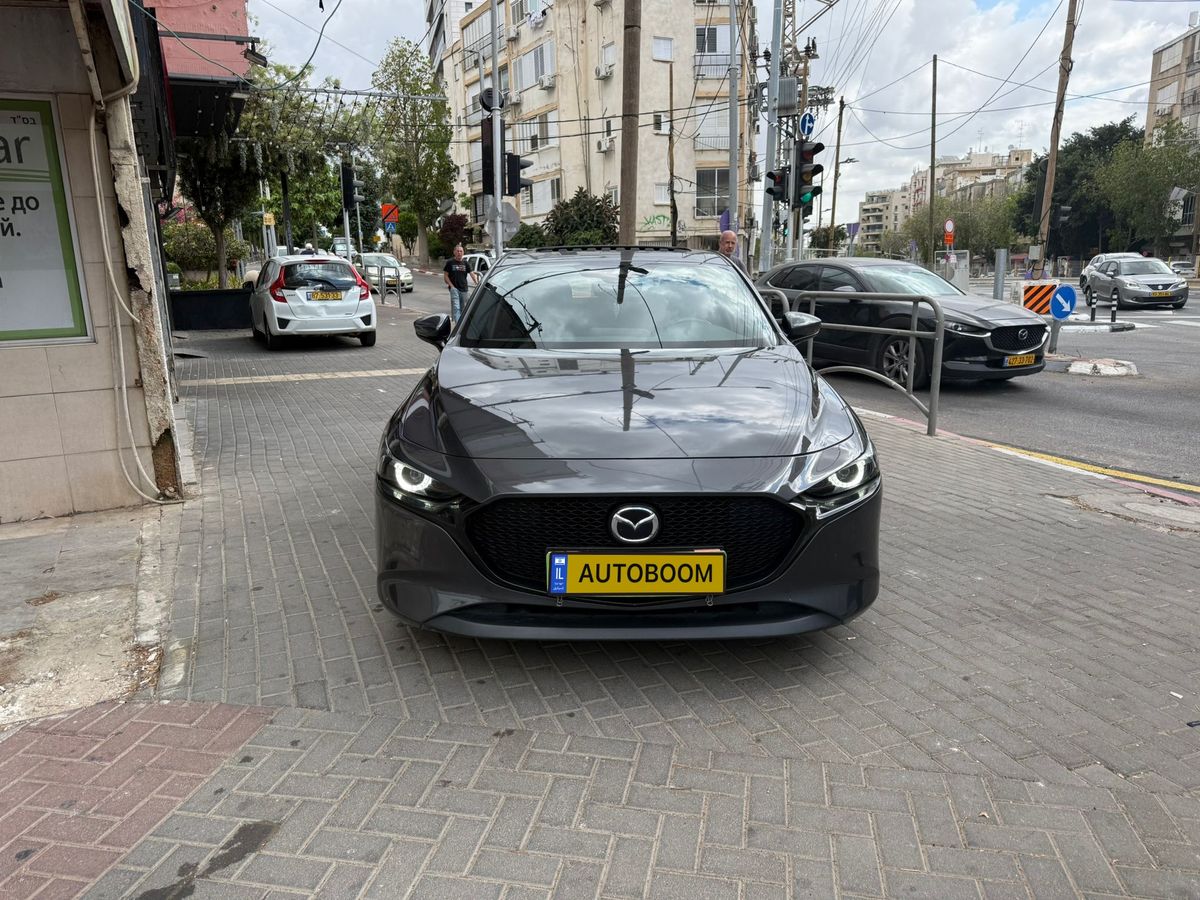 Mazda 3 с пробегом, 2021, частная