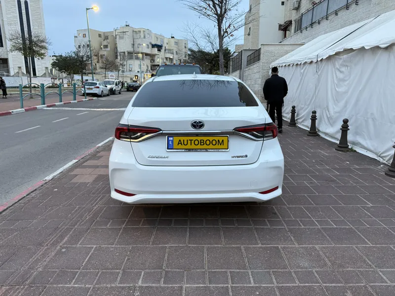 טויוטה קורולה יד 2 רכב, 2021, פרטי