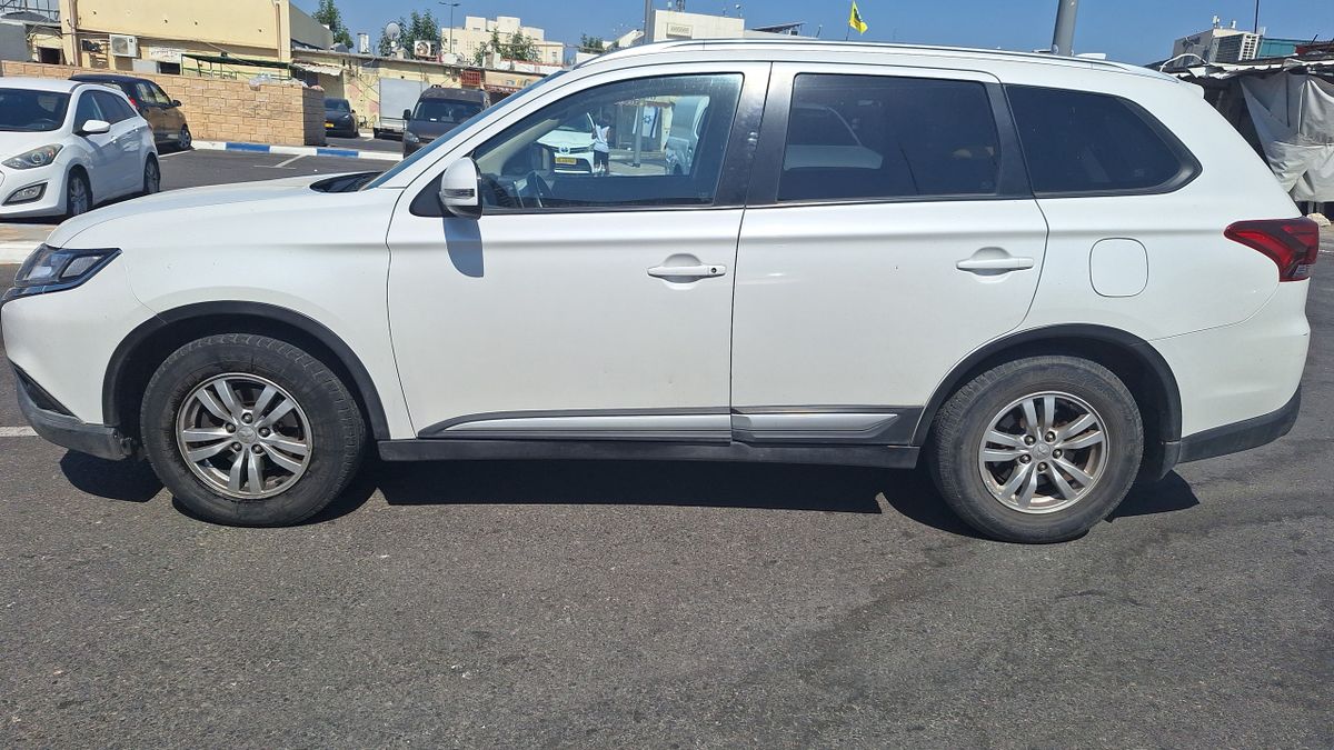 Mitsubishi Outlander 2ème main, 2020, main privée
