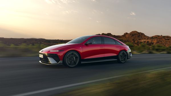 هيونداي إيونيك 6 ‏2025. الهيكل، المظهر الخارجي. سيدان, 1 الجيل، تحديث