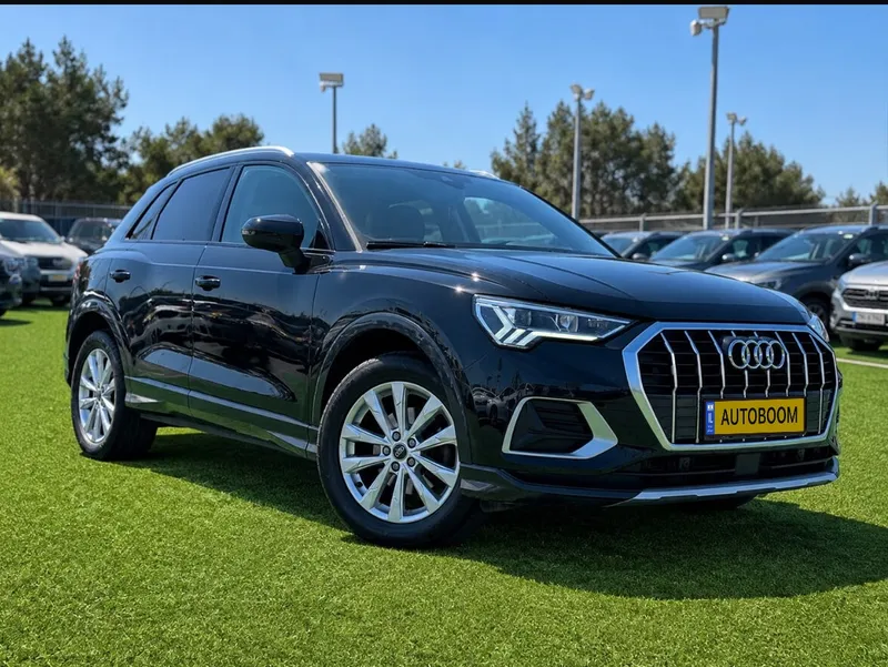 Audi Q3 2nd hand, 2021, private