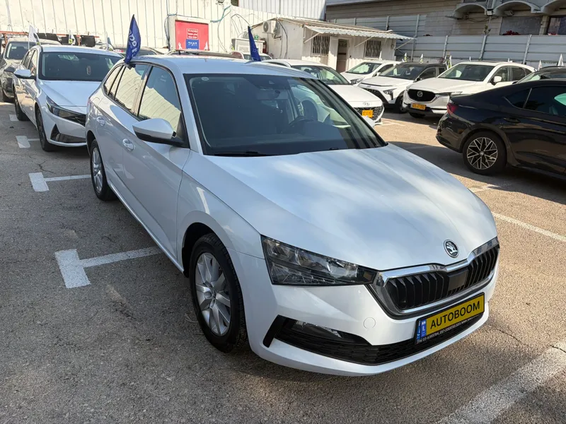 סקודה סקאלה יד 2 רכב, 2020, פרטי