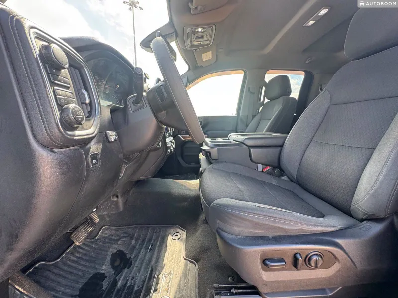 Chevrolet Silverado с пробегом, 2021