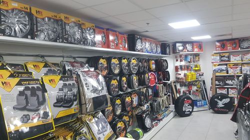 Auto Outlet. صورة 4