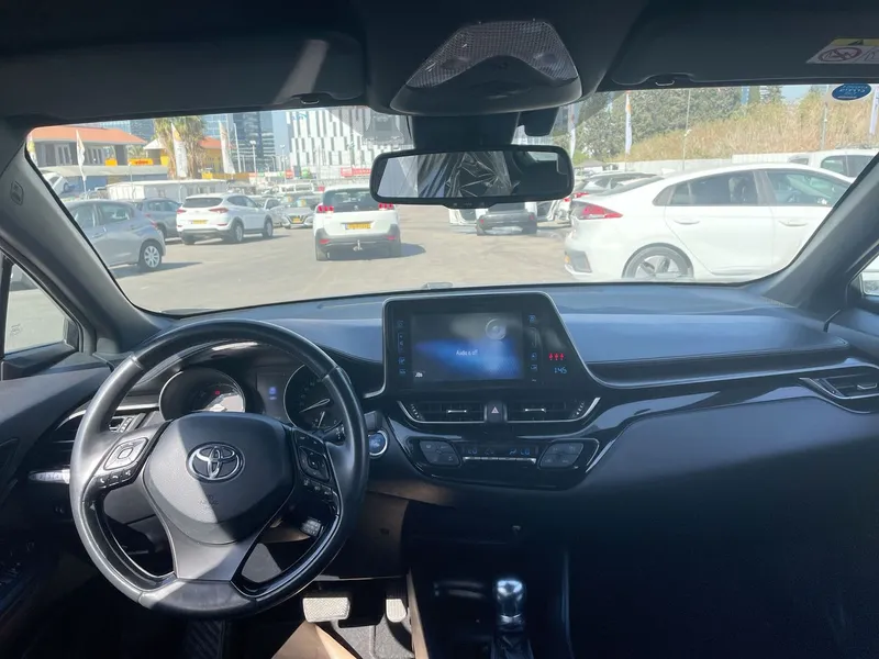 טויוטה C-HR יד 2 רכב, 2017, פרטי