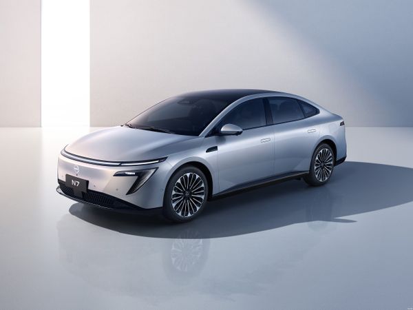 ניסאן N7 ‏2025. מרכב, צורה. סדאן, 1 דור