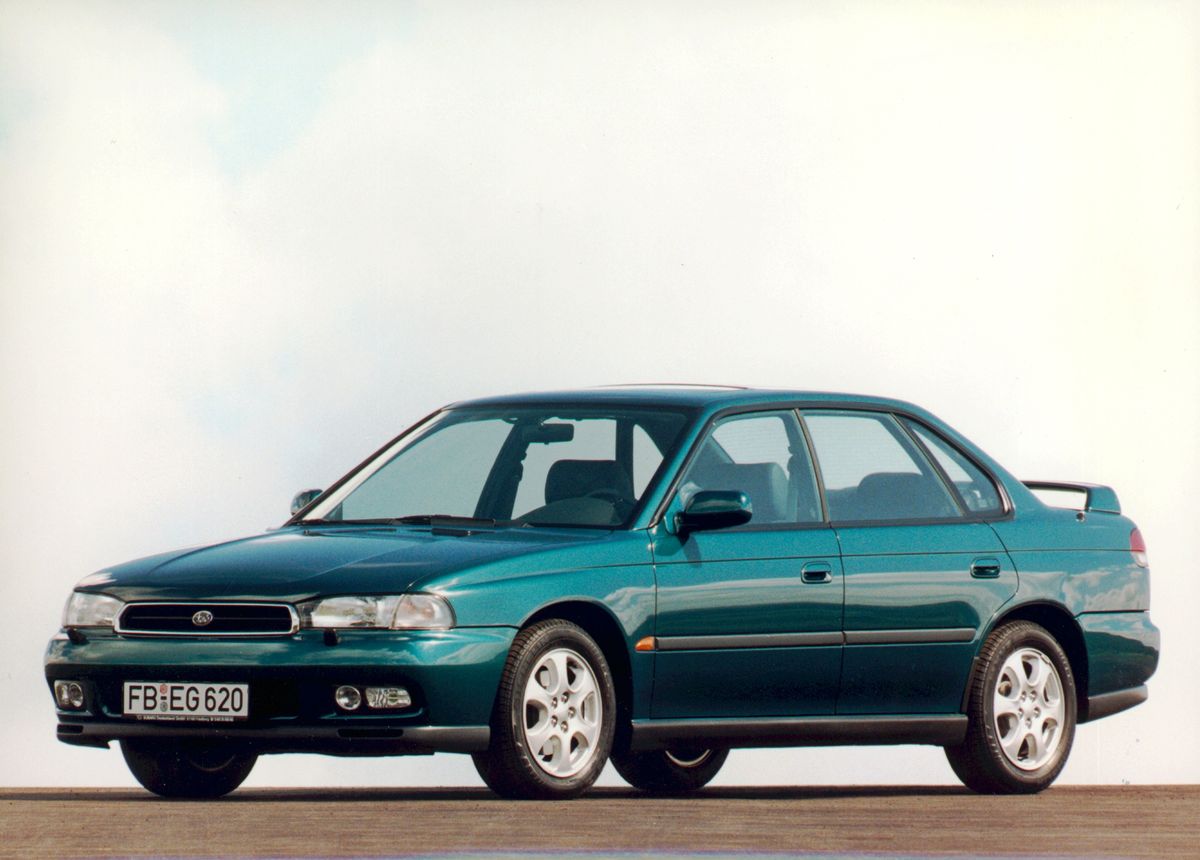 Subaru Legacy 1993. Carrosserie, extérieur. Berline, 2 génération