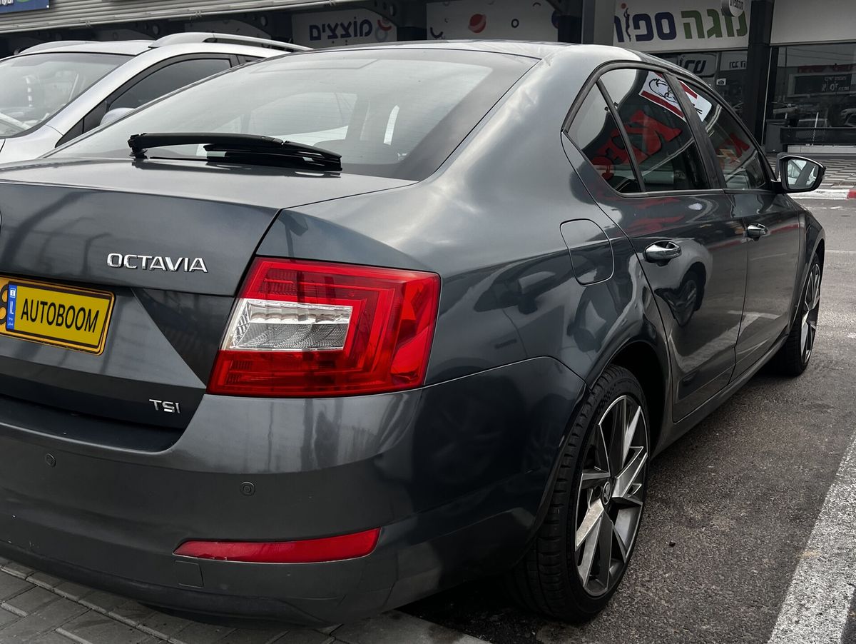 סקודה אוקטביה יד 2 רכב, 2015, פרטי