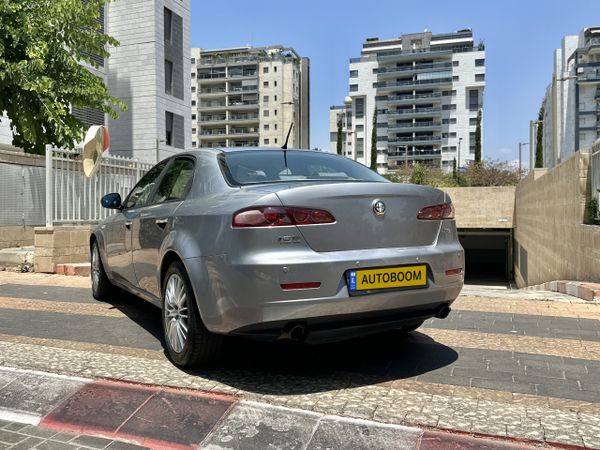 Alfa Romeo 159 с пробегом, 2010, частная рука