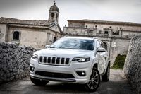 جيب شيروكي 2017. الهيكل، المظهر الخارجي. SUV ٥ أبواب, 5 الجيل، تحديث