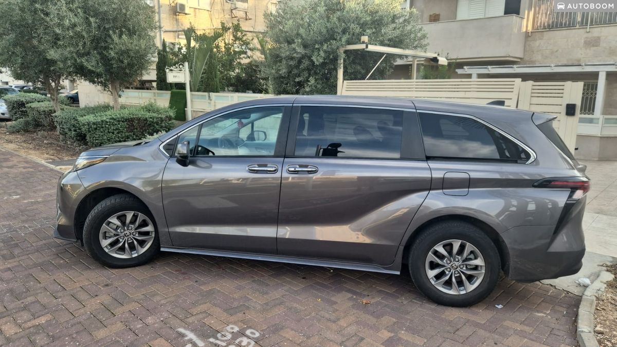 Toyota Sienna 2ème main, 2023, privée