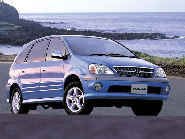 Toyota Nadia 1998. Carrosserie, extérieur. Compact Van, 1 génération