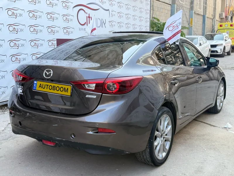 Mazda 3 2nd hand, 2016