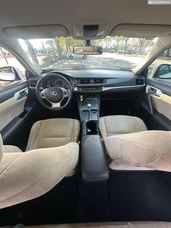 Lexus CT 2nd hand, 2011, private