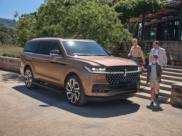 Lincoln Navigator 2024. Кузов, экстерьер. Внедорожник 5 дв., 5 поколение