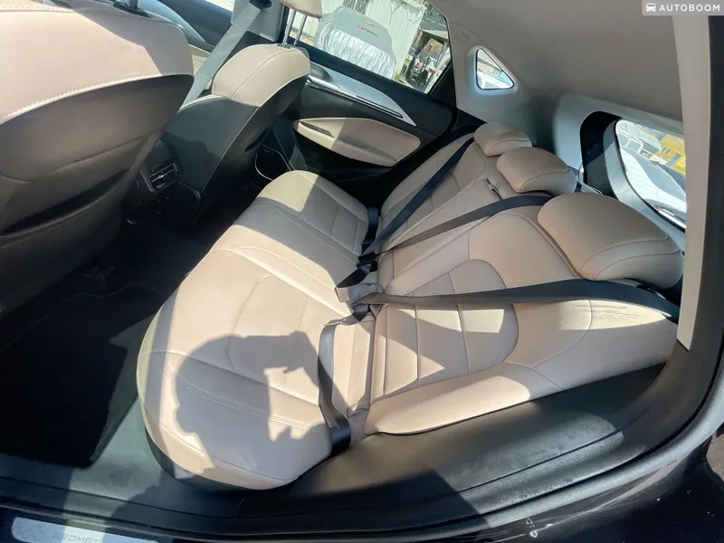 Geely Geometry C с пробегом, 2024