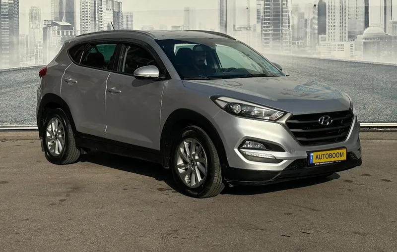 Hyundai Tucson 2nd hand, 2016, private