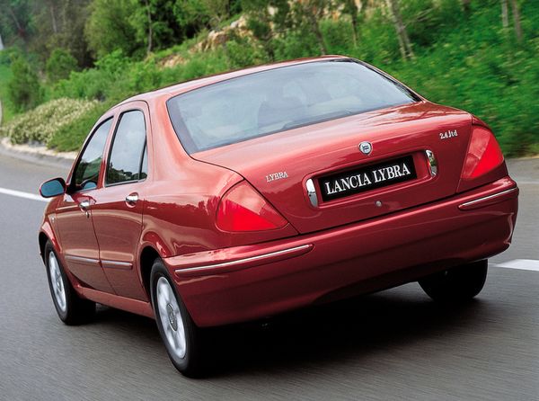 Lancia Lybra 1999. Carrosserie, extérieur. Berline, 1 génération