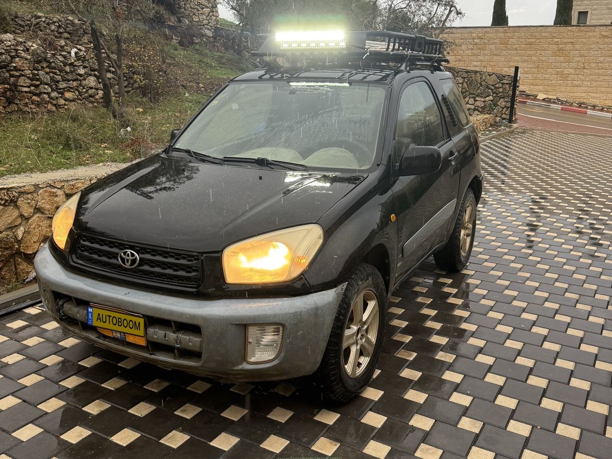 Toyota RAV4 2ème main, 2002, main privée