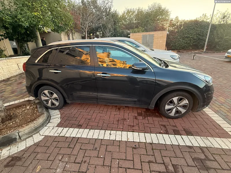 Kia Niro с пробегом, 2018, частная