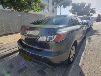 Mazda 3 2nd hand, 2010, private hand