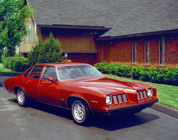 Pontiac Grand AM 1973. Bodywork, Exterior. Sedan Hardtop, 1 generation