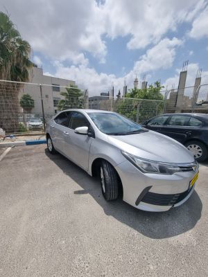 טויוטה קורולה יד 2 רכב, 2017