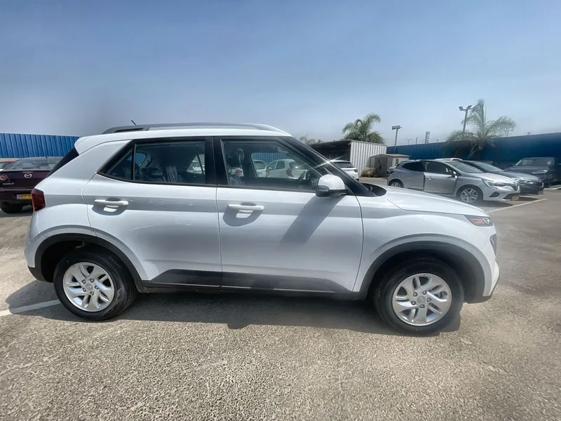 Hyundai Venue новый, 2025