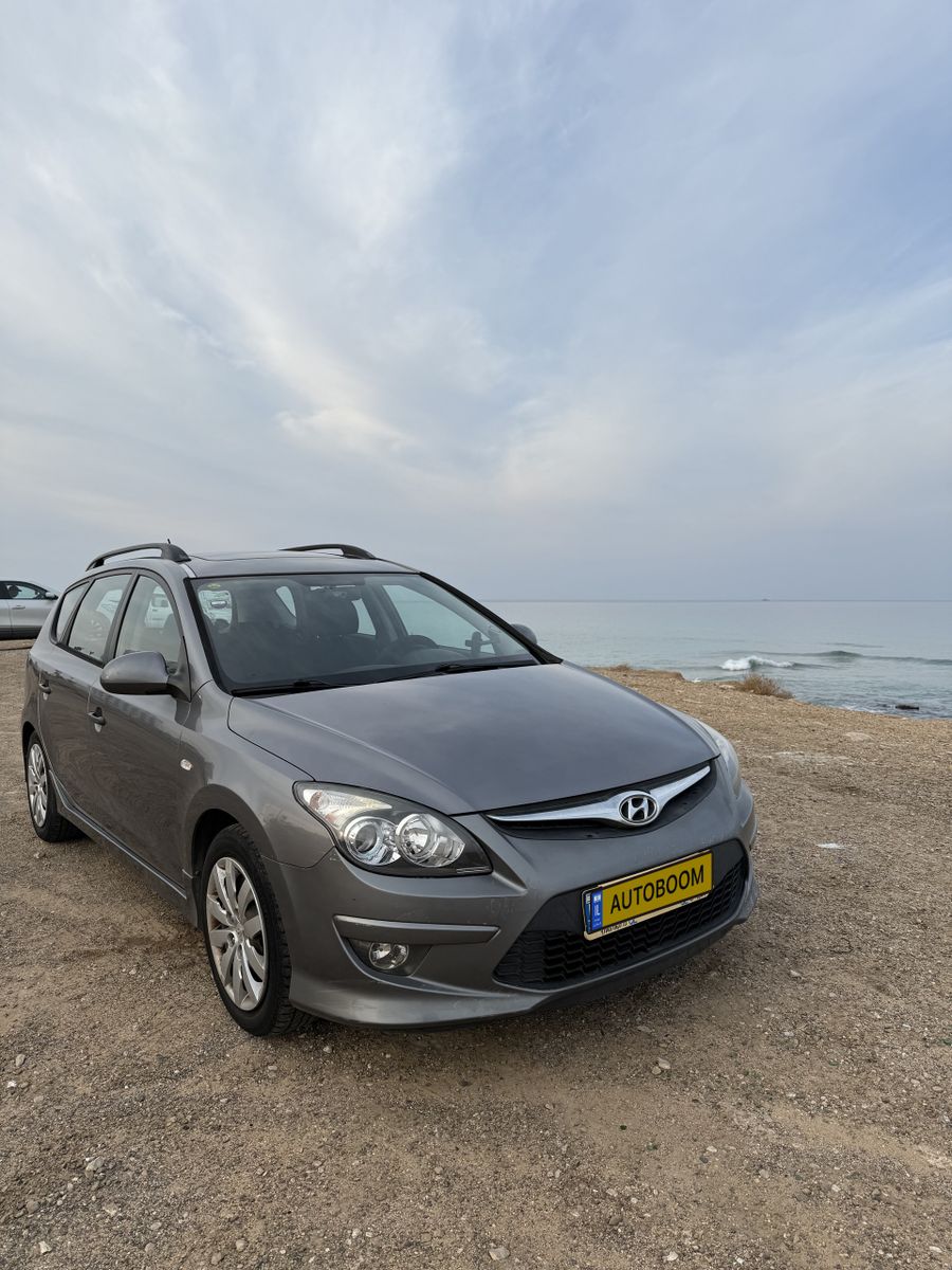 Hyundai i30 2nd hand, 2011, private hand